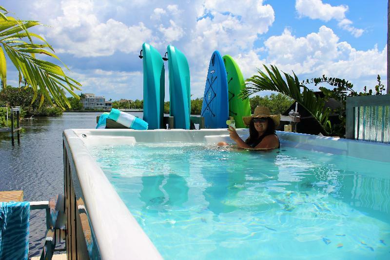 Latitude 26 Waterfront Boutique Resort - Bonita Springs Ngoại thất bức ảnh
